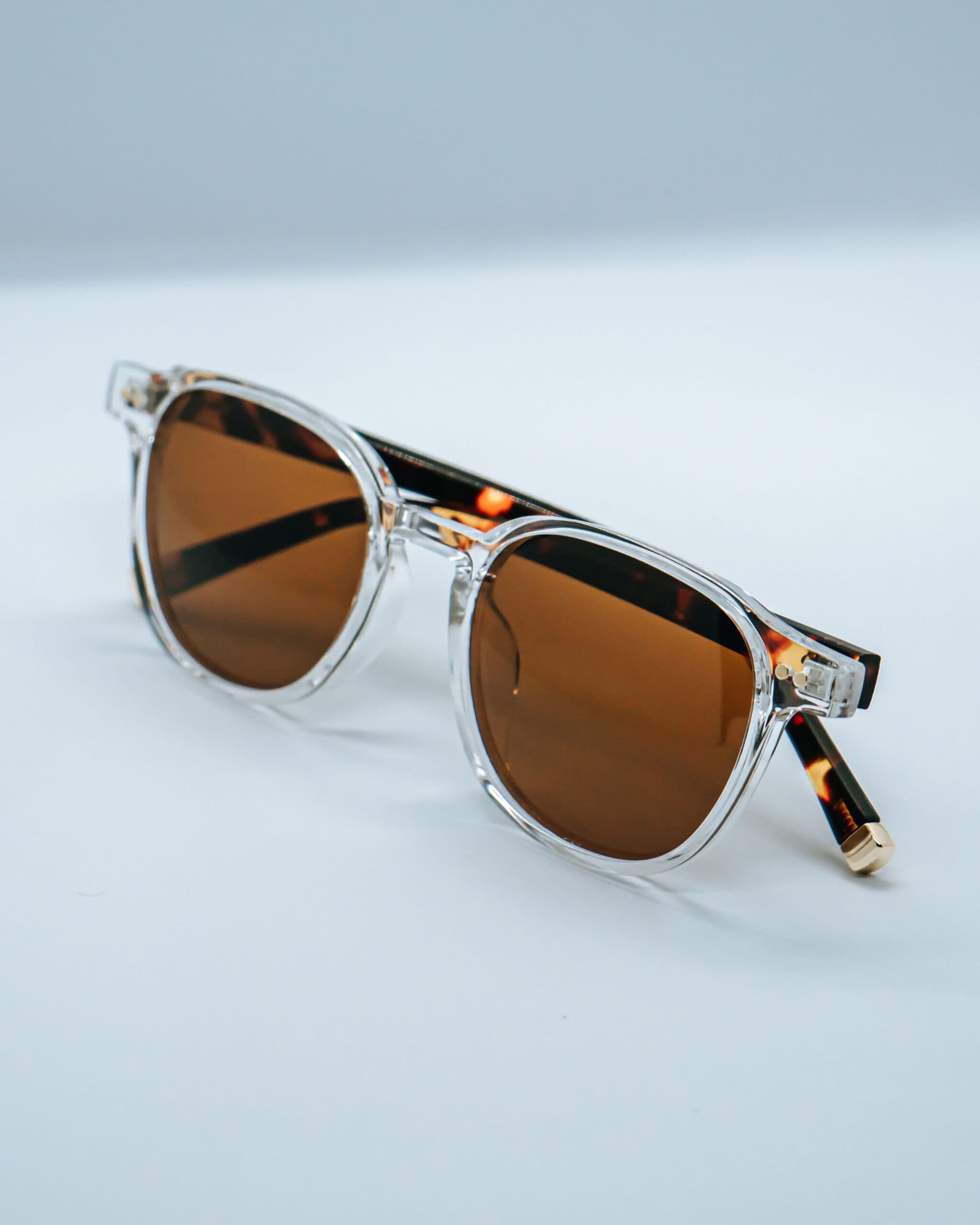 Crystal tint | brown