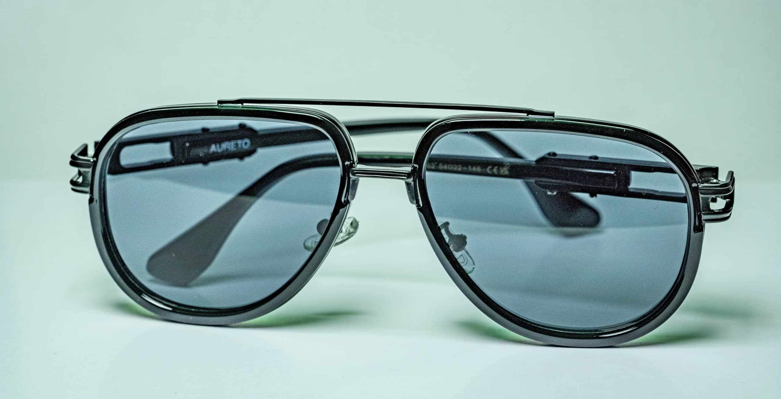 MONARQ Black – Unisex Aviator Sunglasses | Aureto