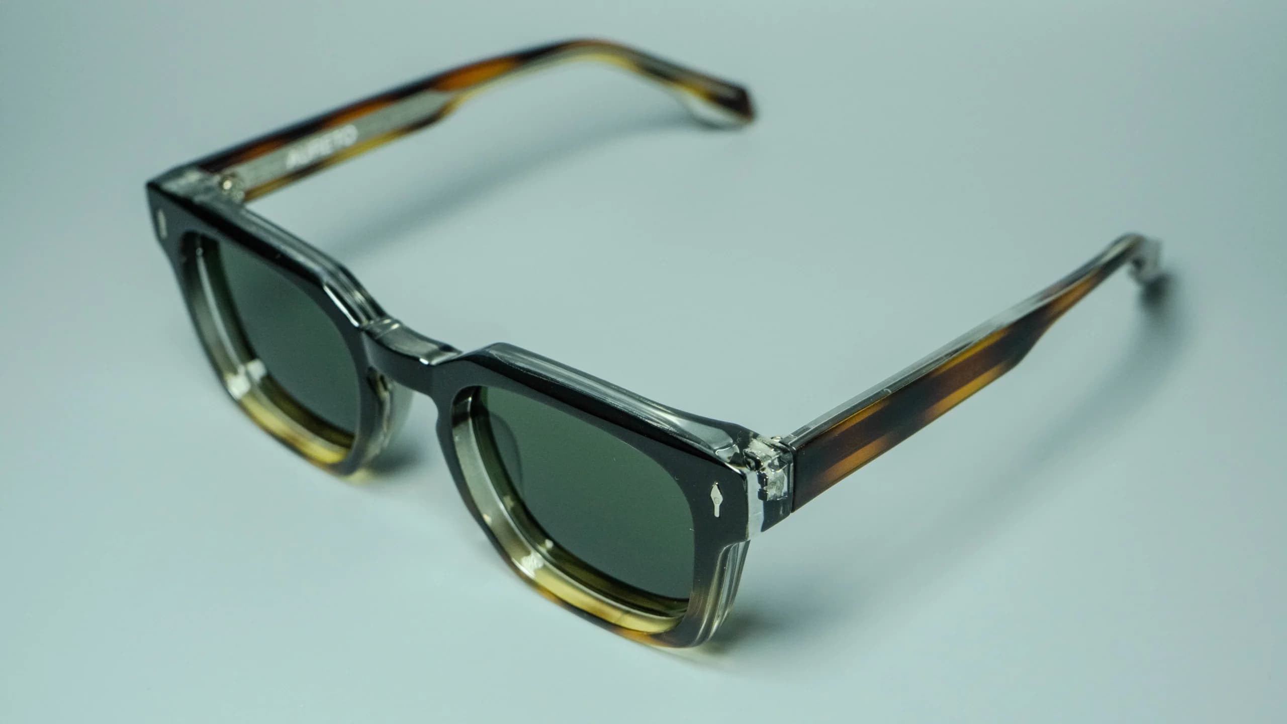 Silvan – Unisex Square Acetate Sunglasses | Aureto view 2
