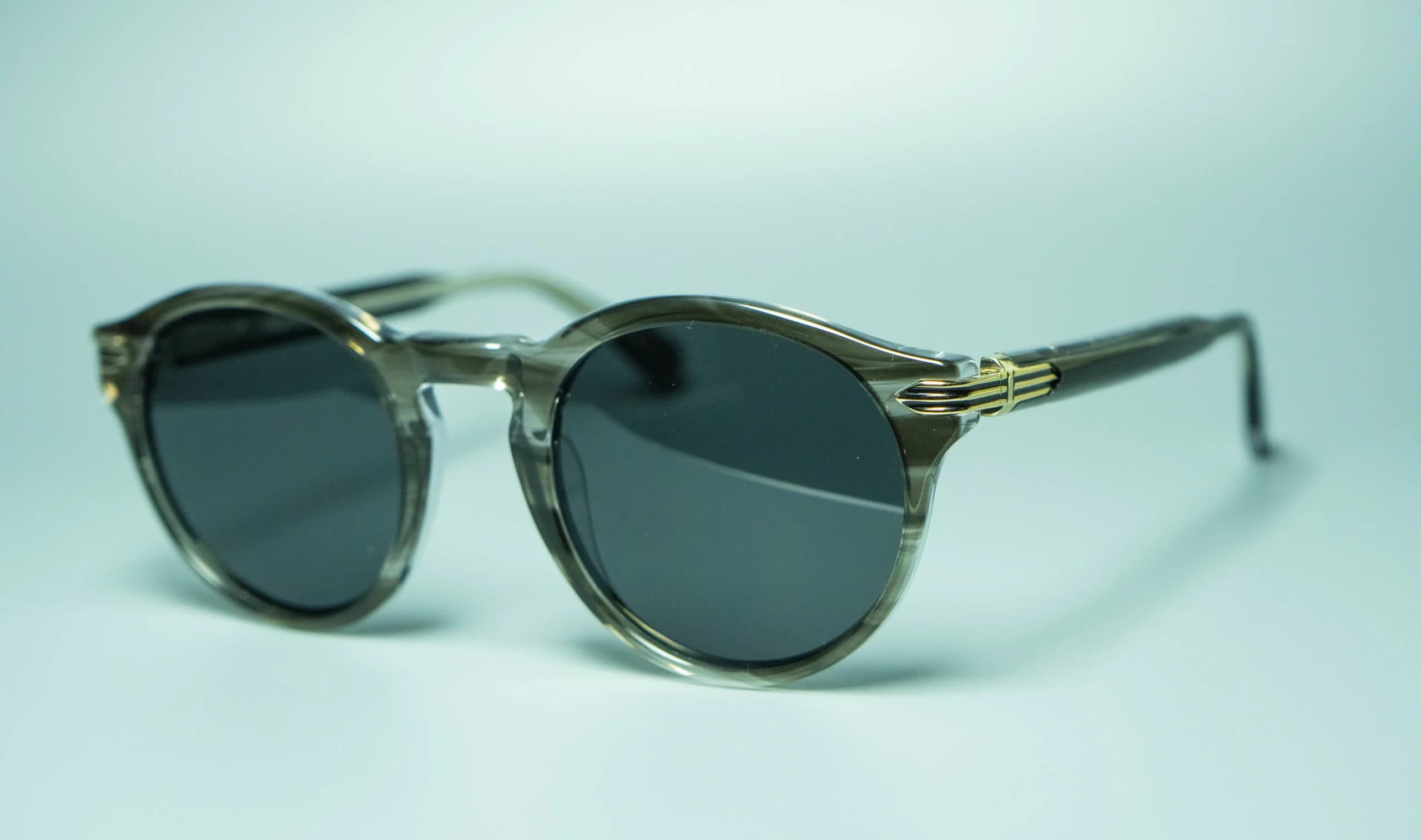 Silvan – Round Grey Acetate Sunglasses | Aureto view 3